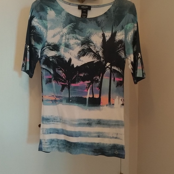 NWOT Adorable topical size S (6) tee - Picture 1 of 3